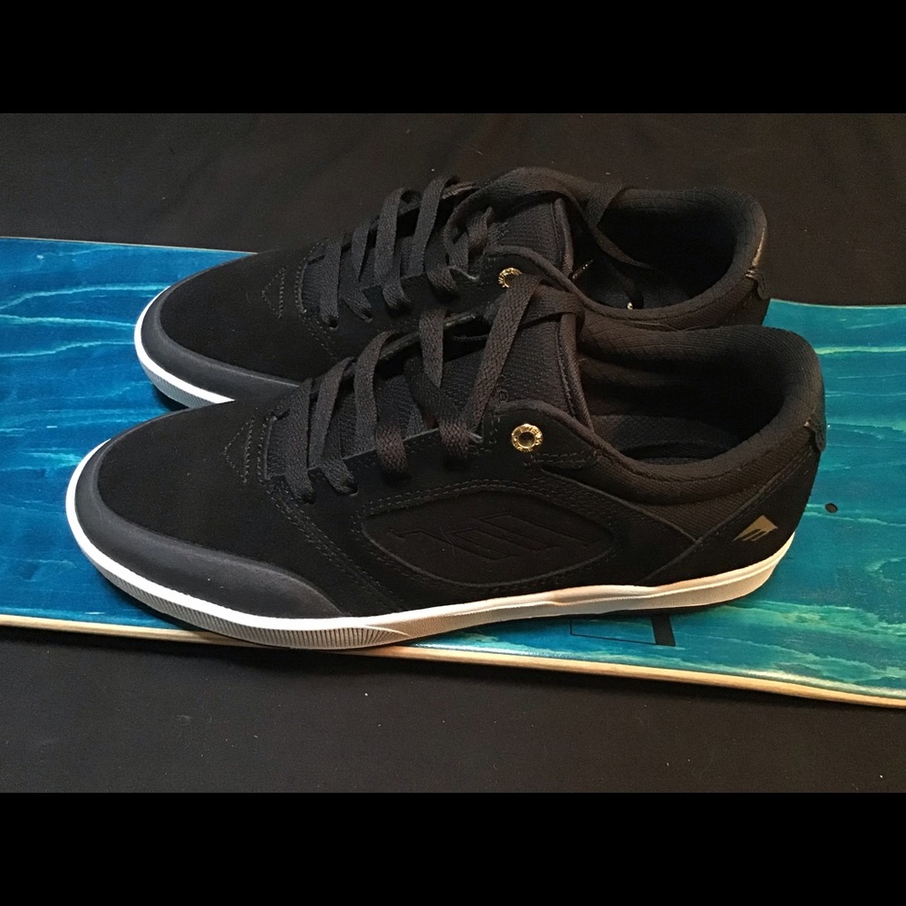 Emerica dissent Reynolds black/white shoes size 8 NIB